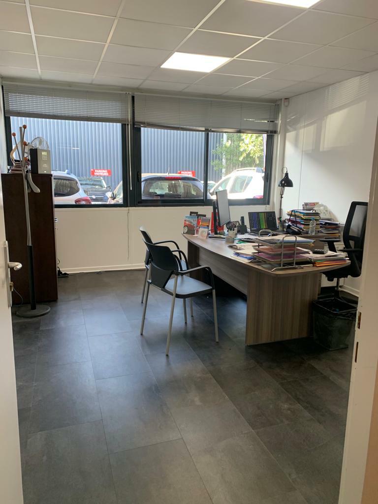 Local d'activité Saint-Médard-d'Eyrans 3280m² Location local d'activité Saint-Médard-d'Eyrans Gironde OLACT2316440 15